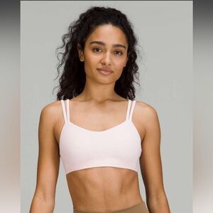 Sold NWT Lululemon like a cloud bra light support B/C cup, size 8